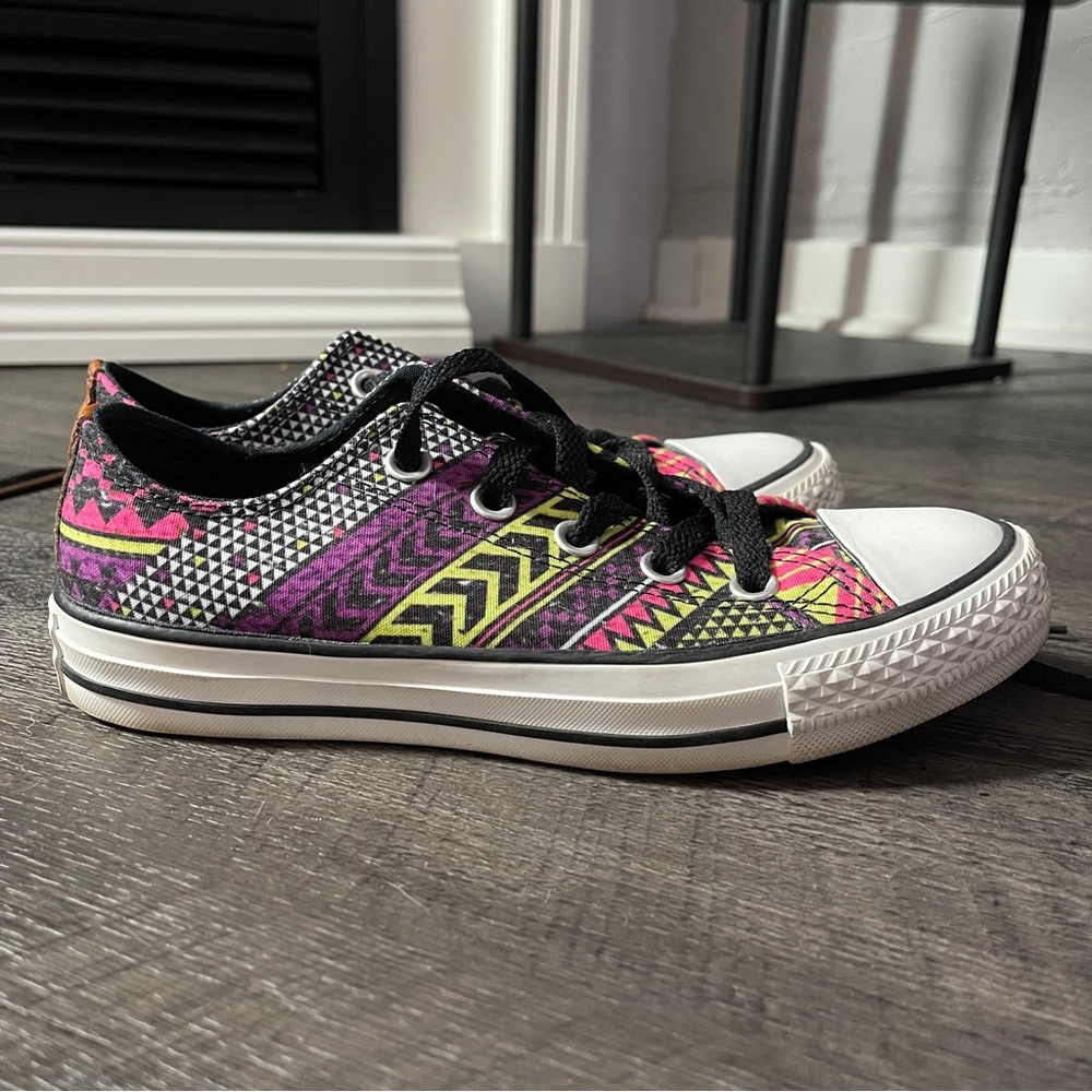 Converse Geometric Patterned Sneakers